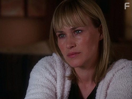 Patricia Arquette in Медиум (2005)