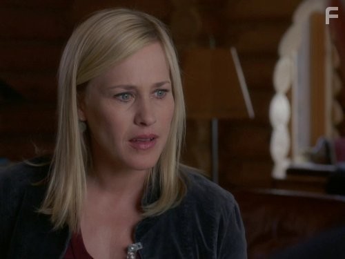 Patricia Arquette in Медиум (2005)