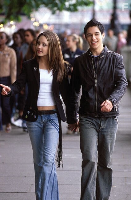 Amanda Bynes and Oliver James in Чегo хочет девушка (2003)
