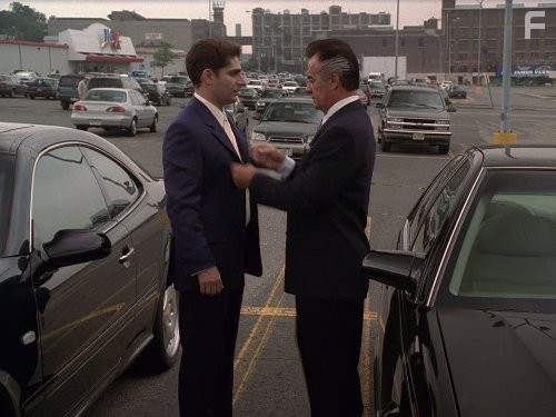 Michael Imperioli and Tony Sirico in Семья Сопрано (1999)