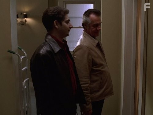 Michael Imperioli and Tony Sirico in Семья Сопрано (1999)