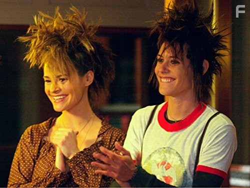 Leisha Hailey and Katherine Moennig in Секс в другом городе (2004)