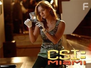 Eva LaRue in CSI: Место преступления Майами (2002)