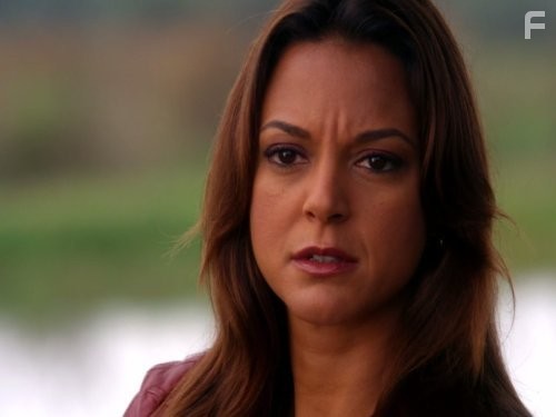 Eva LaRue in CSI: Место преступления Майами (2002)