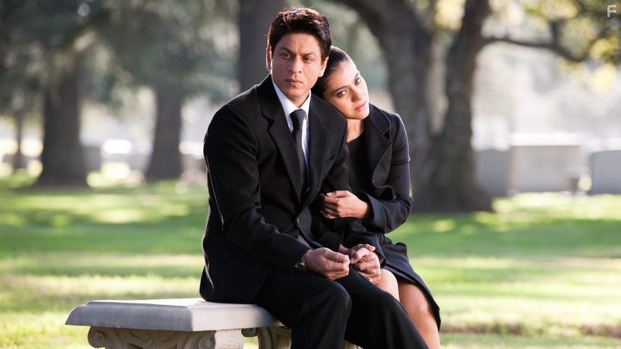 Kajol and Shah Rukh Khan in Меня зовут Кхан (2010)