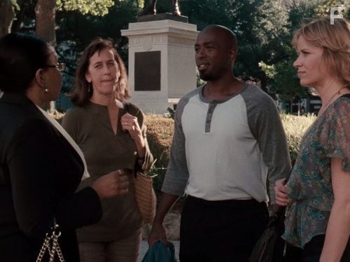 Kim Dickens in Тримей (2010)