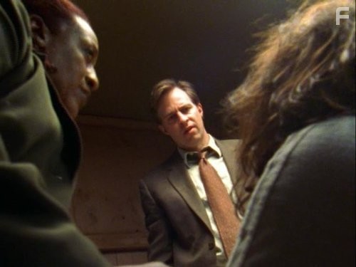 CCH Pounder in Щит (2002)