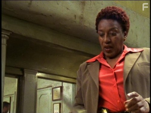CCH Pounder in Щит (2002)