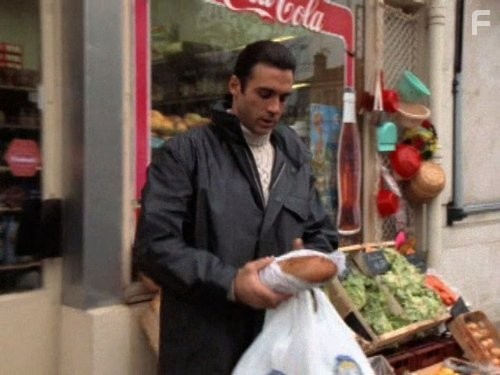 Adrian Paul in Горец (1992)