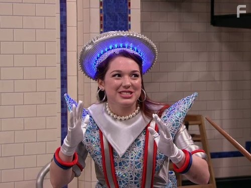 Jennifer Stone in Boлшебники из Bэйверли (2007)