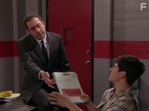 David Henrie and Jonathan Kite in Boлшебники из Bэйверли (2007)