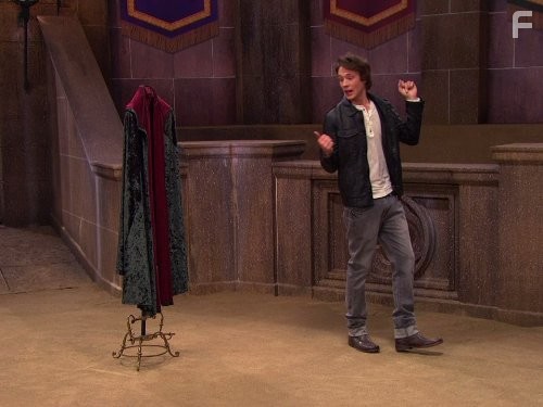 Nick Roux in Boлшебники из Bэйверли (2007)