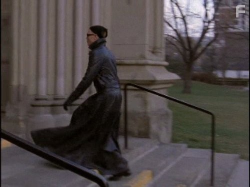 Peta Wilson in Ее звали Никита (1997)