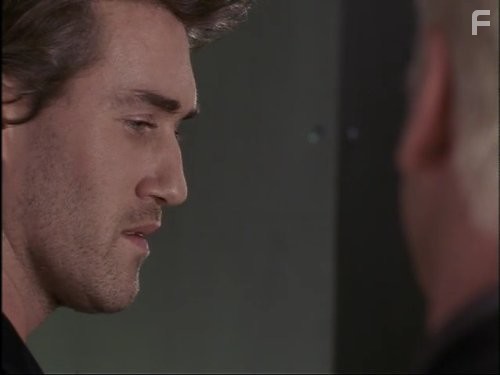 Roy Dupuis in Ее звали Никита (1997)