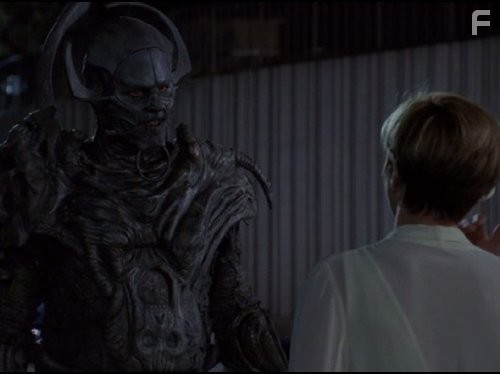 Charisma Carpenter and David Denman in Ангел (1999)