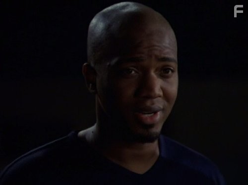 J. August Richards in Ангел (1999)