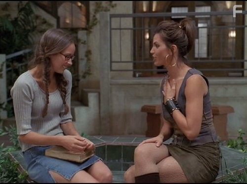 Charisma Carpenter and Amy Acker in Ангел (1999)