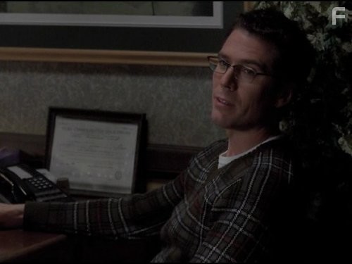 Alexis Denisof in Ангел (1999)