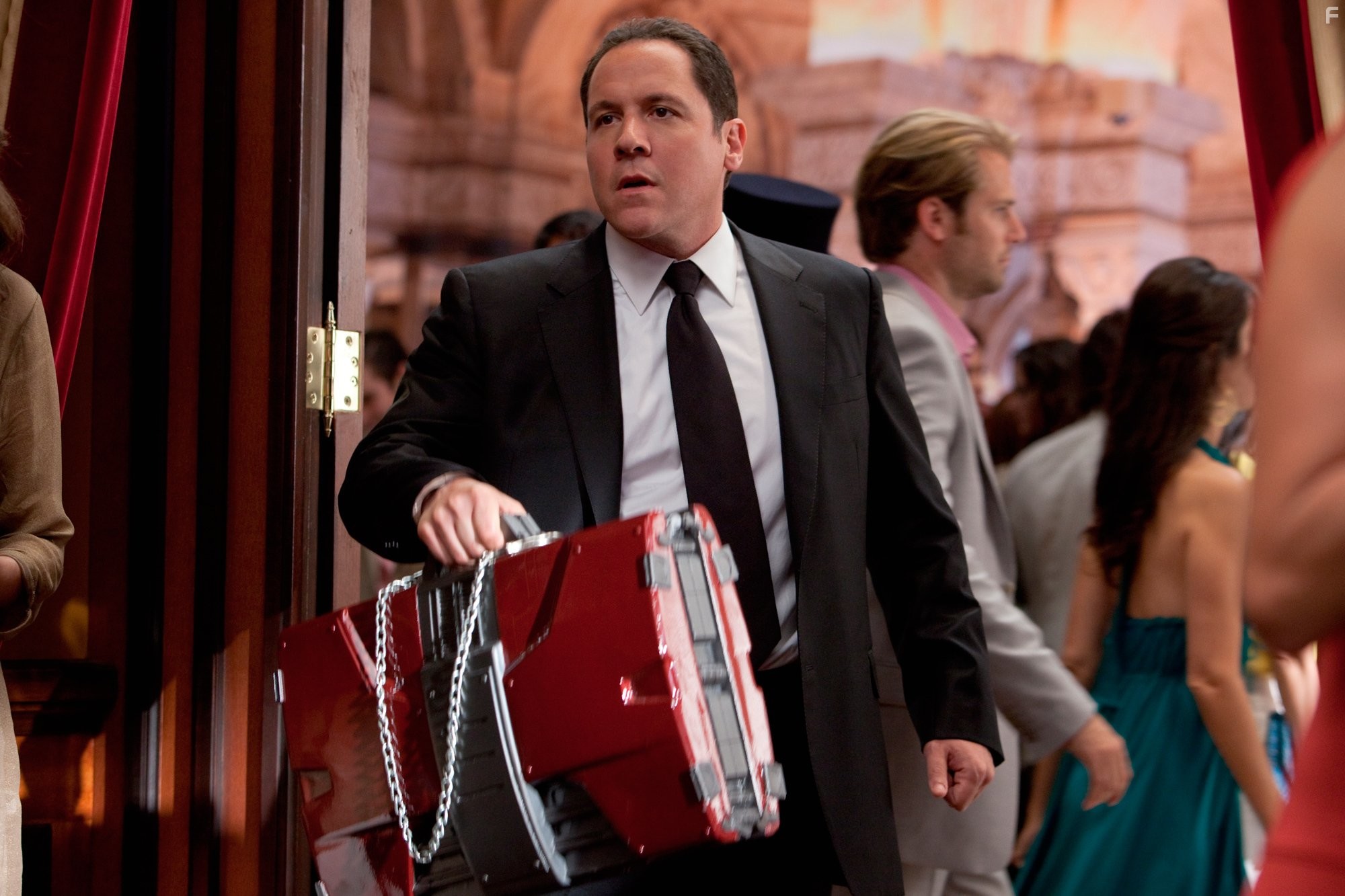 Jon Favreau in Железный человек 2 (2010)