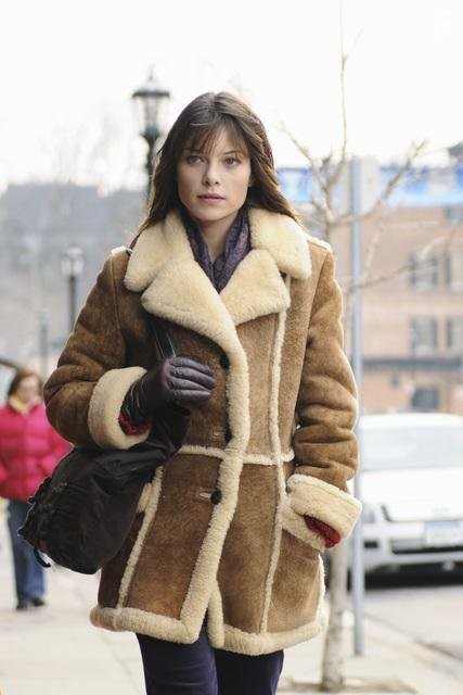 Lauren German in Счастливый город (2010)