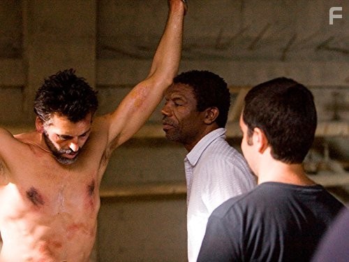 Узнай врага (2005)