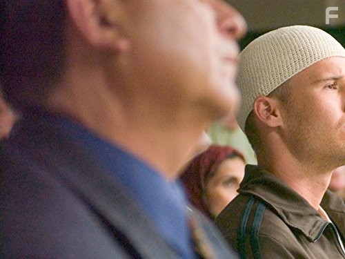 Узнай врага (2005)