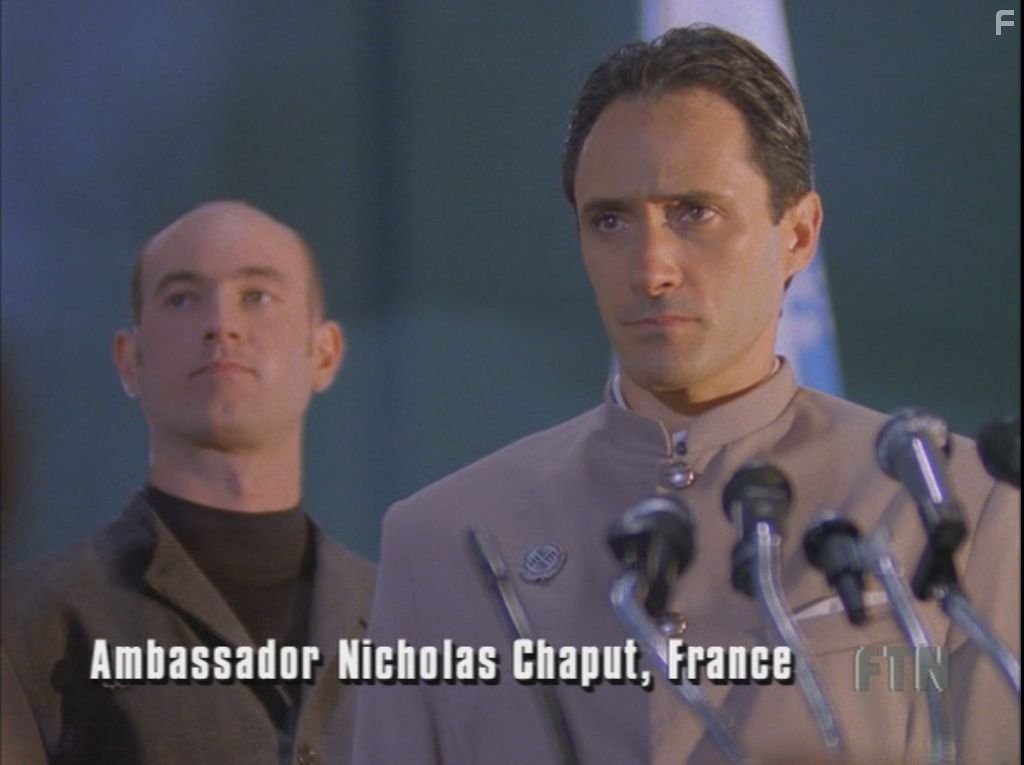 George DelHoyo in Космос: Далекие уголки (1995)