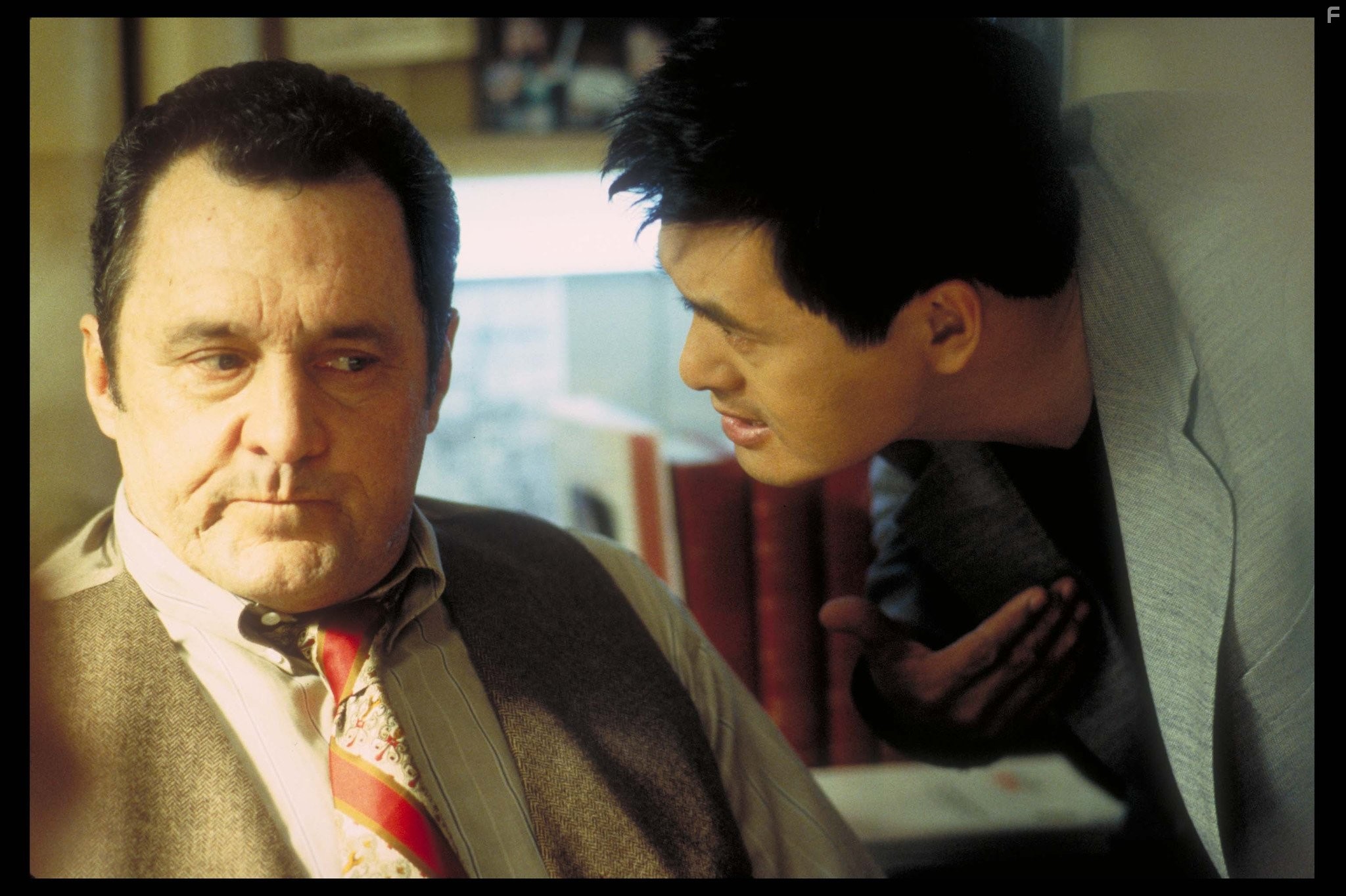 Yun-Fat Chow and Beau Starr in Коррупционер (1999)