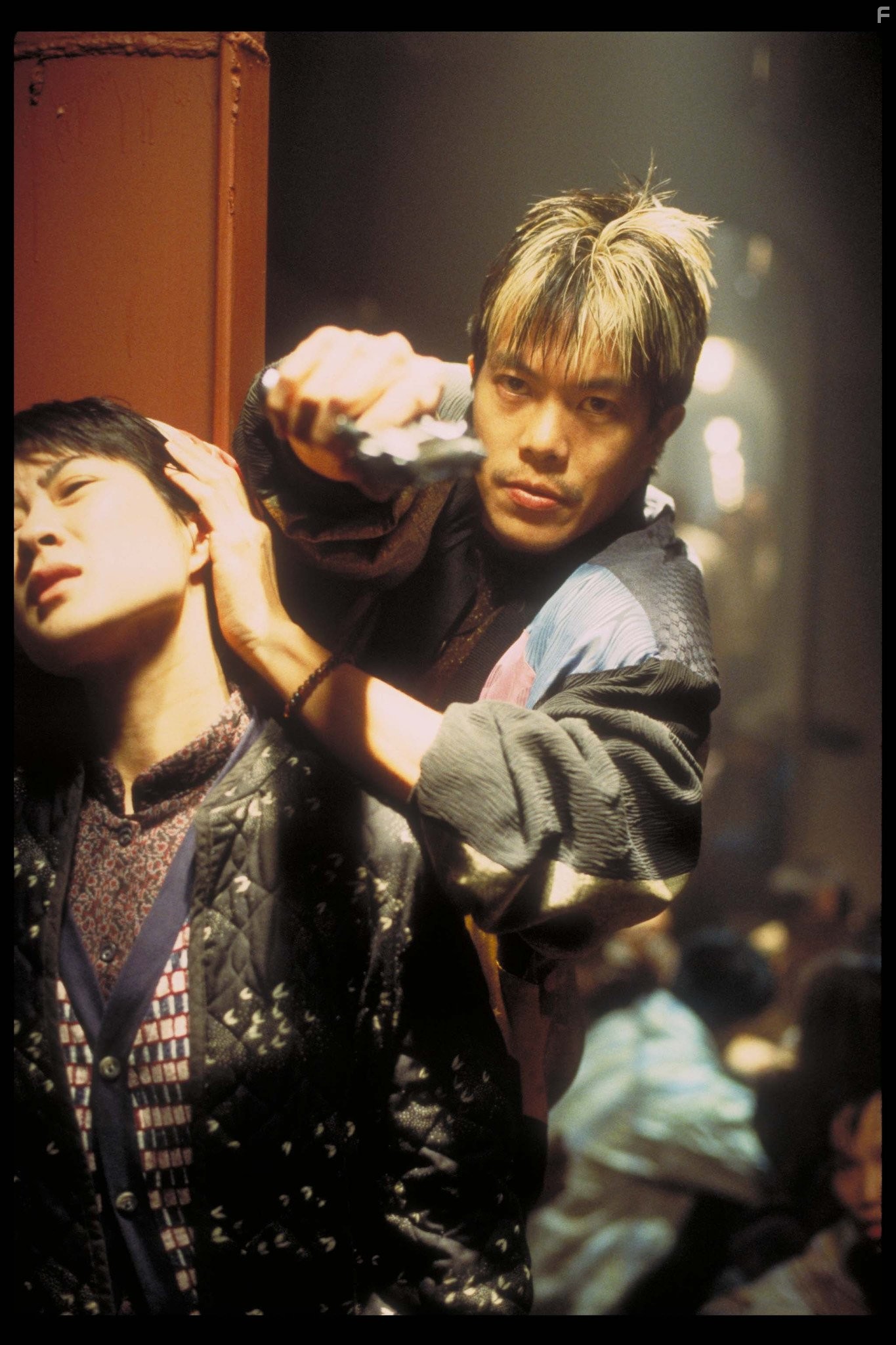 Byron Mann in Коррупционер (1999)