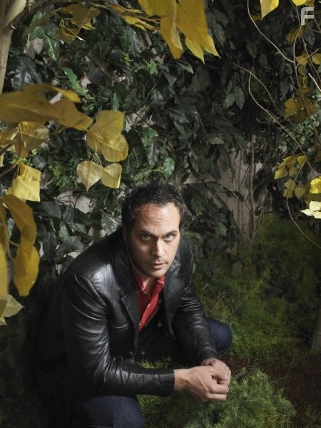 Todd Stashwick in Богатые (2007)