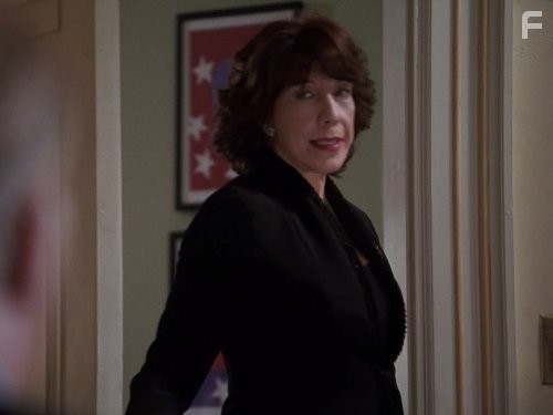 Lily Tomlin in Западное крыло (1999)