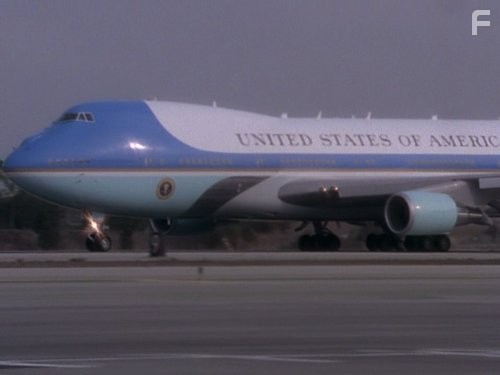 Западное крыло (1999)