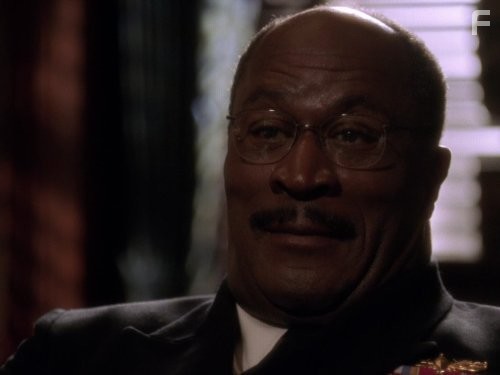 John Amos in Западное крыло (1999)
