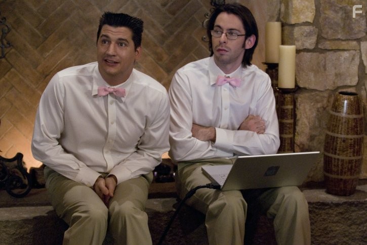 Ken Marino and Martin Starr in Мастера вечеринок (2009)