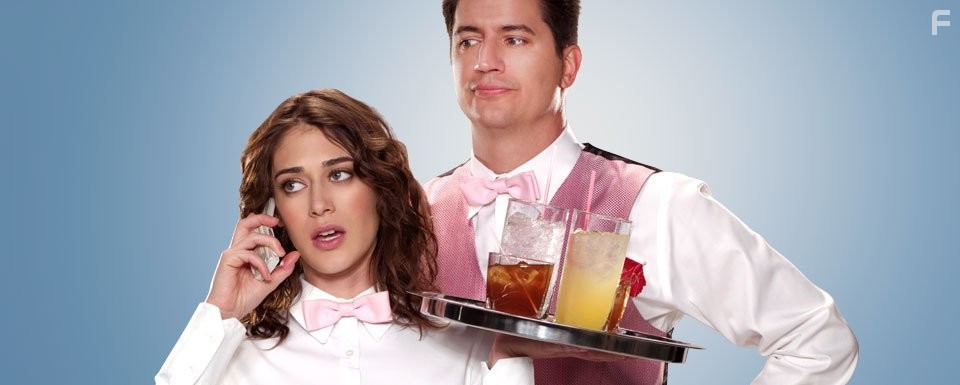 Lizzy Caplan and Ken Marino in Мастера вечеринок (2009)