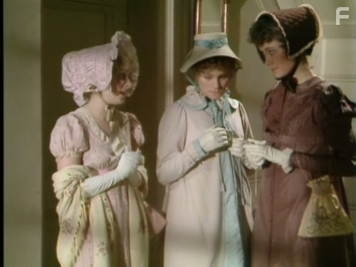 Sabina Franklyn, Elizabeth Garvie, and Natalie Ogle in Гордость и предубеждение (1980)