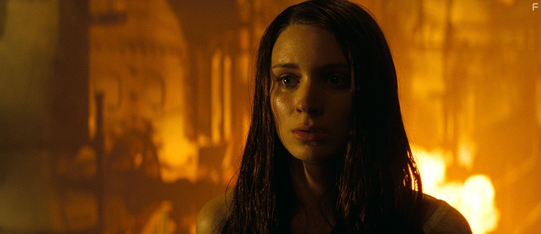 Rooney Mara in Кошмар на улице Вязов (2010)