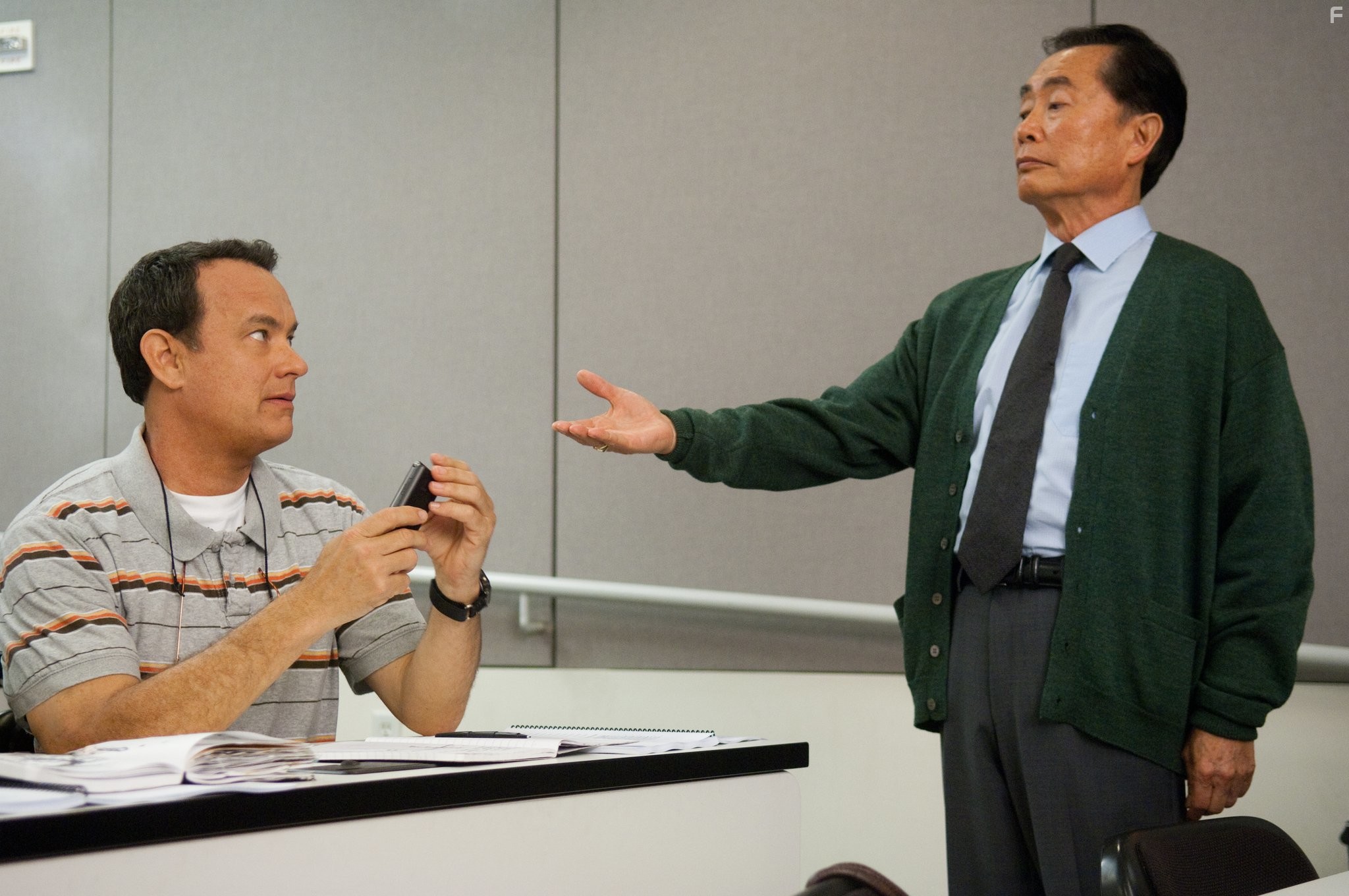 Tom Hanks and George Takei in Ларри Краун (2011)