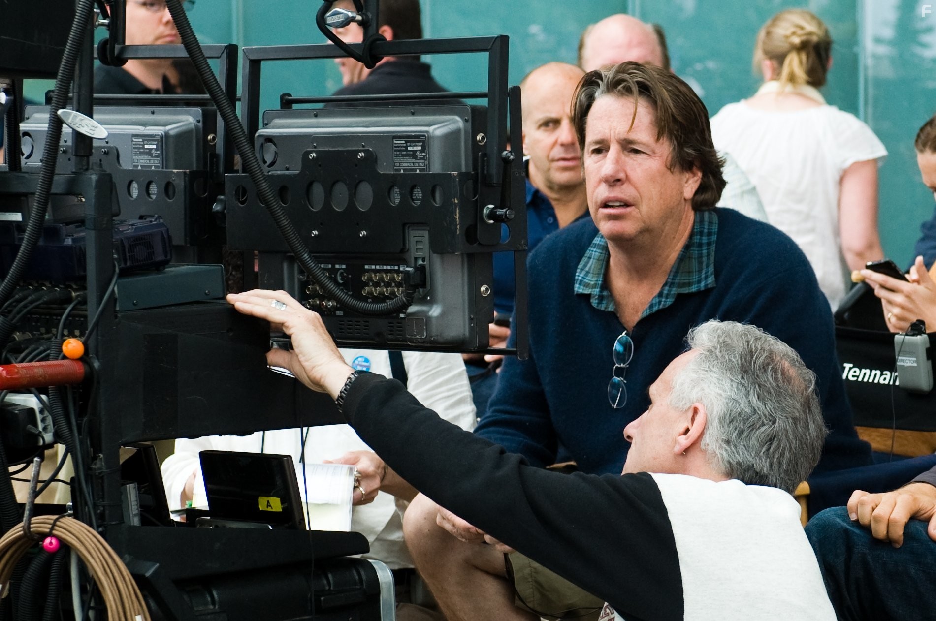 Andy Tennant in Охотник за головами (2010)