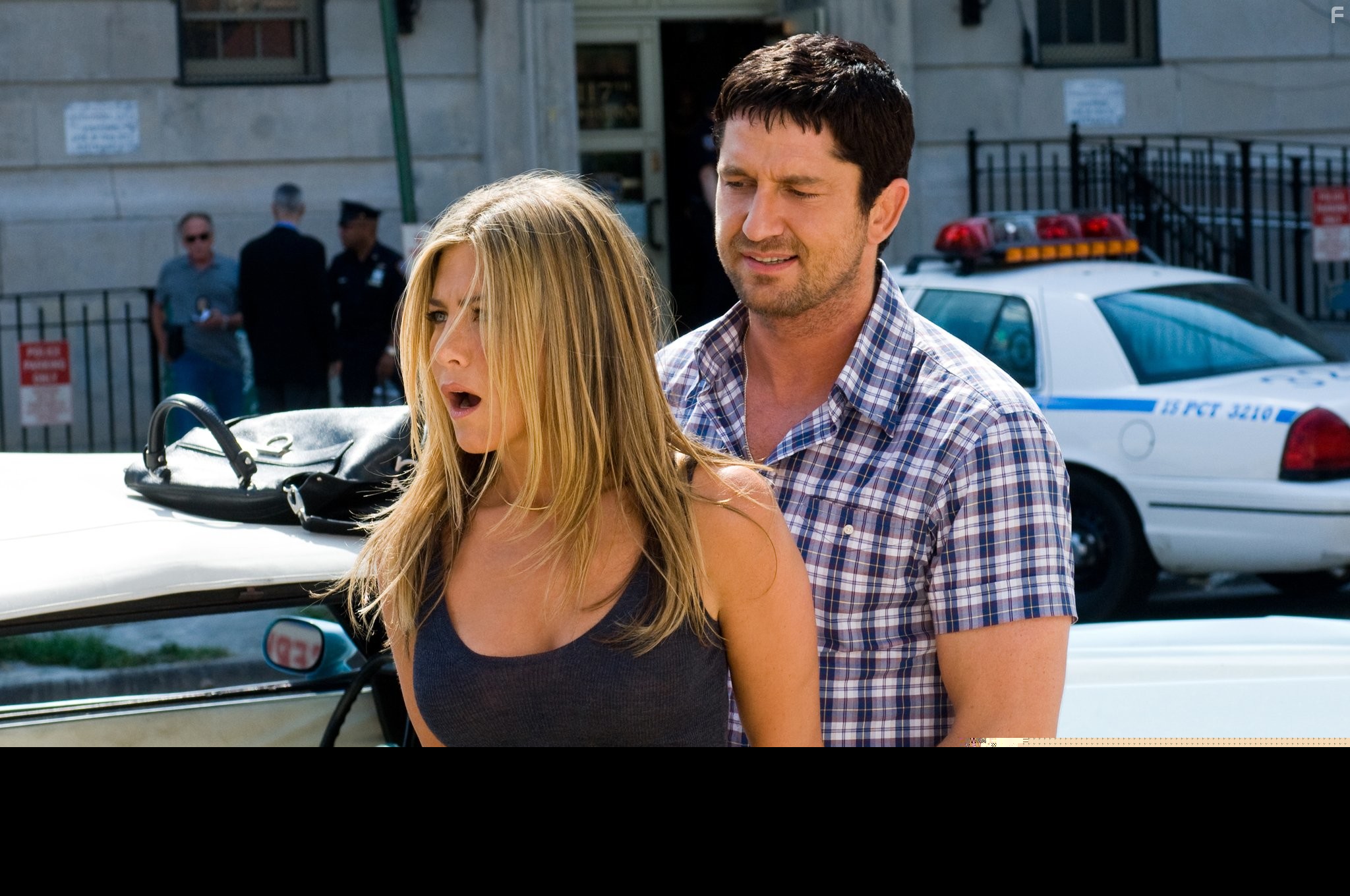 Jennifer Aniston and Gerard Butler in Охотник за головами (2010)