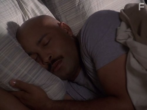 Mathew St. Patrick in Клиент всегда мертв (2001)