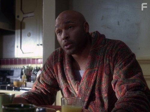 Mathew St. Patrick in Клиент всегда мертв (2001)