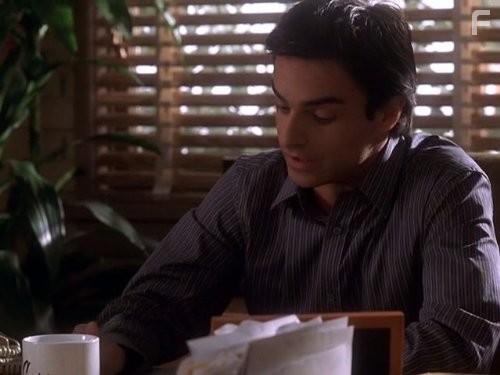 David Norona in Клиент всегда мертв (2001)