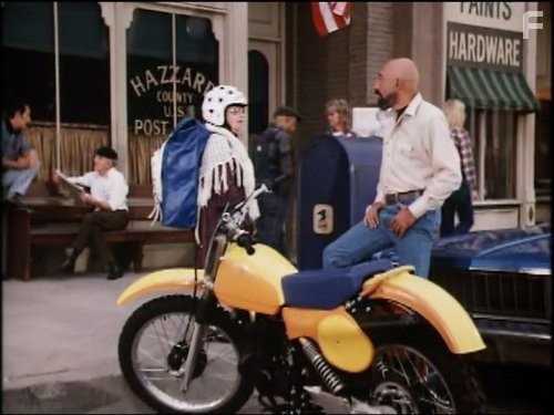 Sid Haig and Nedra Volz in Дюки из Хаззарда (1979)