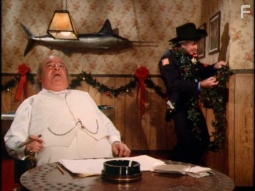 James Best and Sorrell Booke in Дюки из Хаззарда (1979)