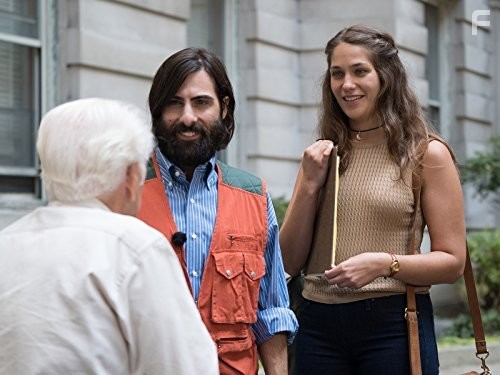 Jason Schwartzman and Lola Kirke in Моцарт в джунглях (2014)