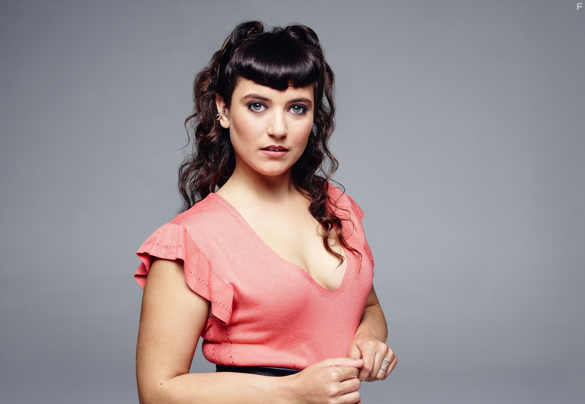 Hannah Dunne in Моцарт в джунглях (2014)