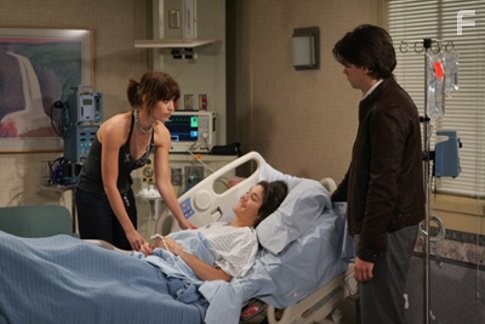 Lizzy Caplan and Jason Ritter in Класс (2006)