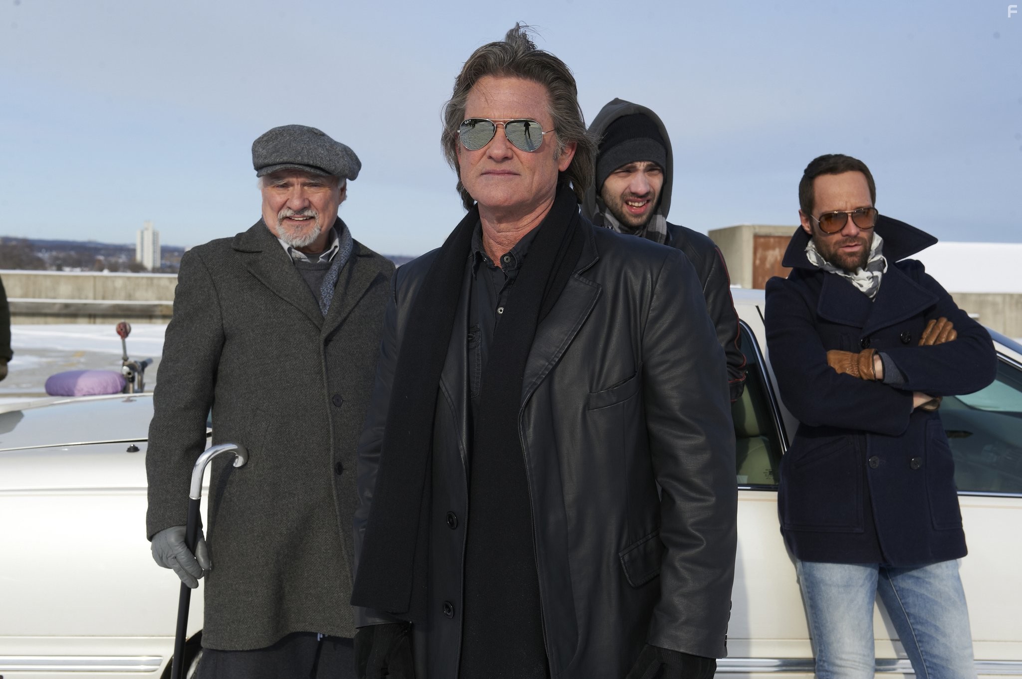 Kurt Russell, Jay Baruchel, Chris Diamantopoulos, and Kenneth Welsh in Черные мeтки (2013)