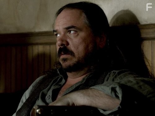 W. Earl Brown in Дедвуд (2004)